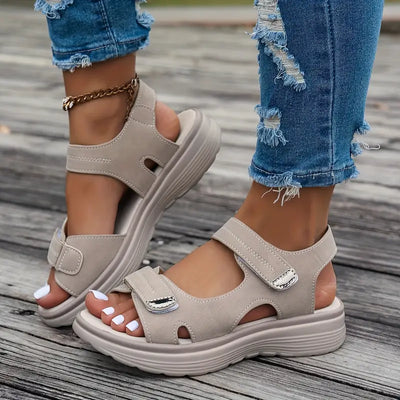 Alia™ - Bekväma sandaler med kilklack och ankelsnodd