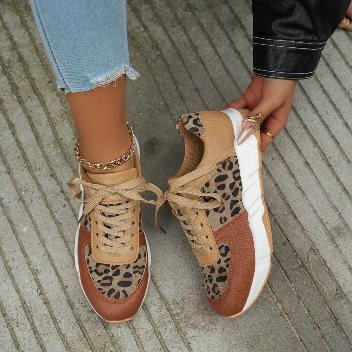 Elora™ - Ortopediska Leopard Sneakers